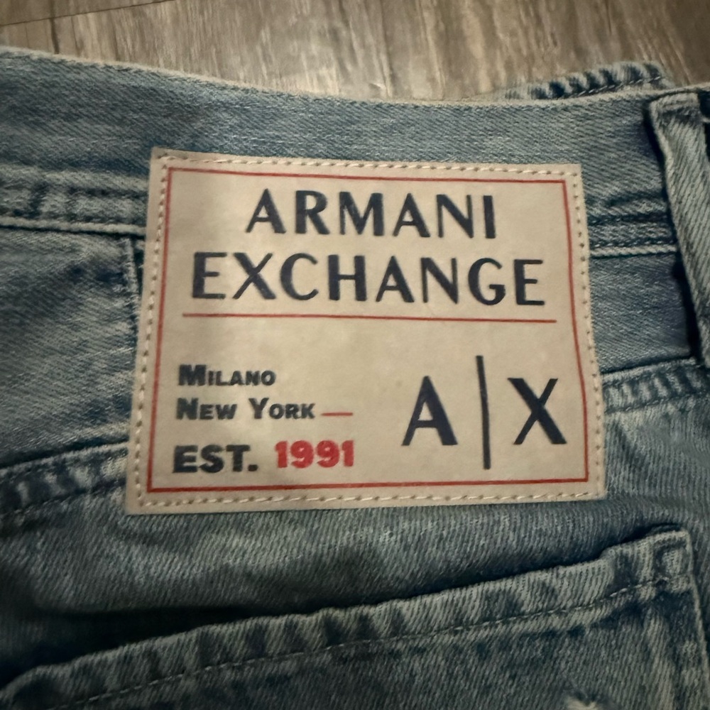 Armani Exchange Men’s Light Wash Denim Jeans with Branded Patch